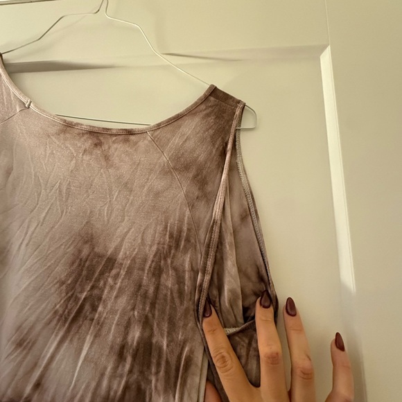 American Eagle Soft & Sexy Cold Shoulder Tie-Dye Long Sleeve Top – XL - Picture 6 of 6